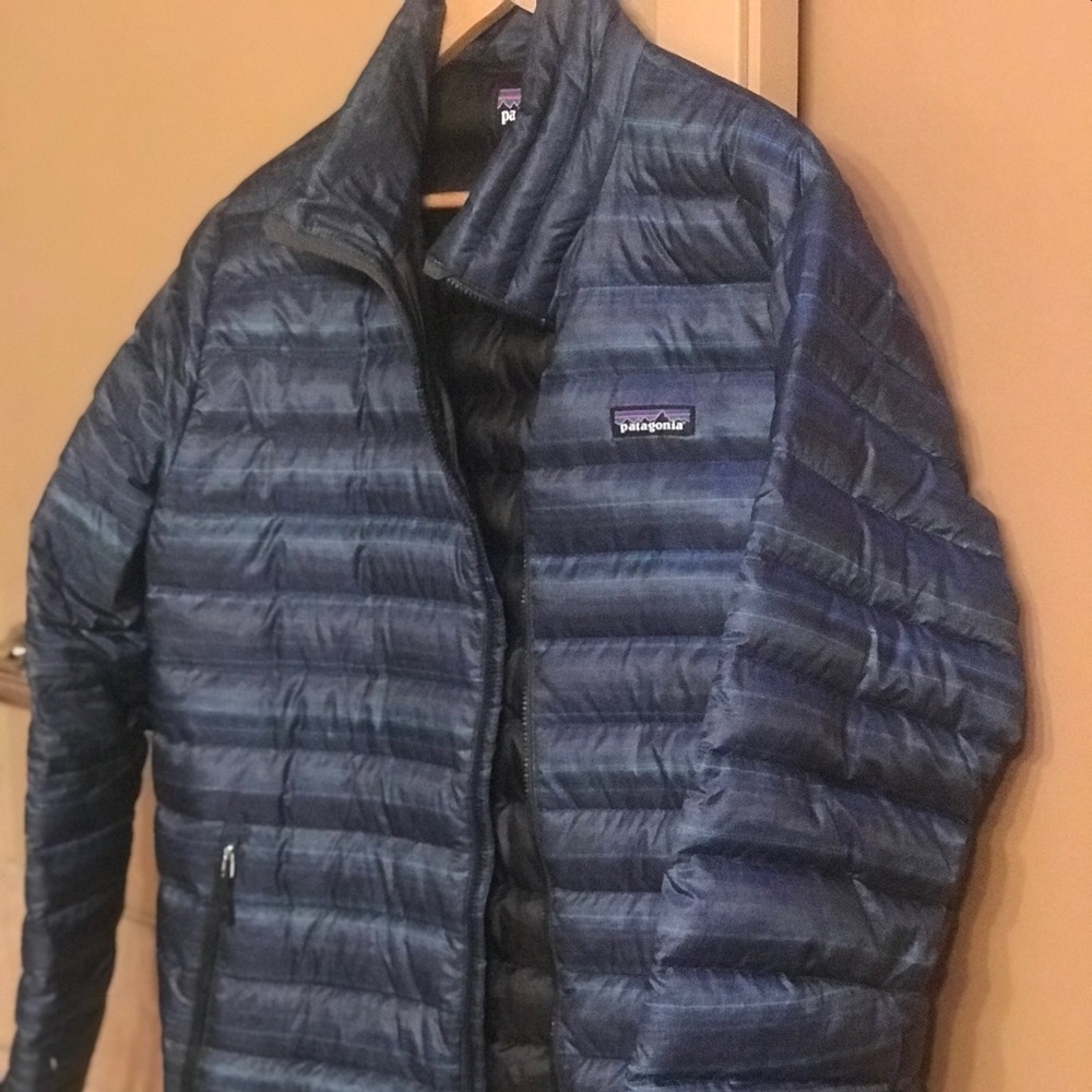 Patagonia men’s jacket- lightly used
